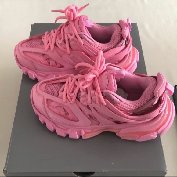 PINK BALENCIAGA TRACK SIZE 37 FR
WOMENS - Picture 2 of 3